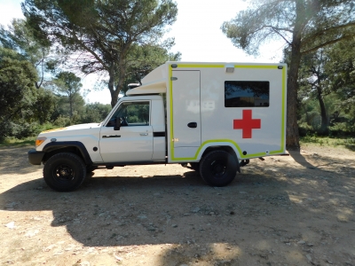 Ambulance Premium Toyota Série 70 — image n°2