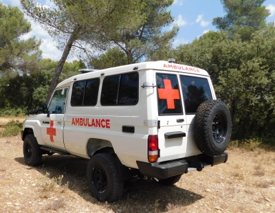Ambulance Basic Toyota Série 70 — image n°1