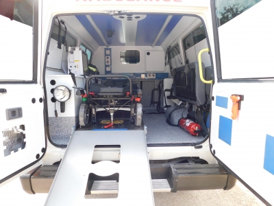 Ambulance Basic Toyota Série 70 — image n°2