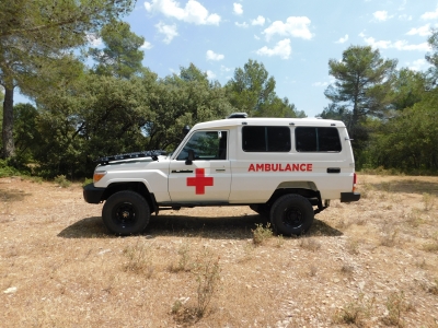 Ambulance Basic Toyota Série 70 — image n°2